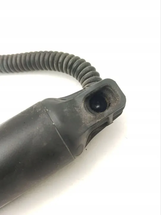 Porsche Cayenne 2021 achterklepdemper OEM 9Y0827851A image 3