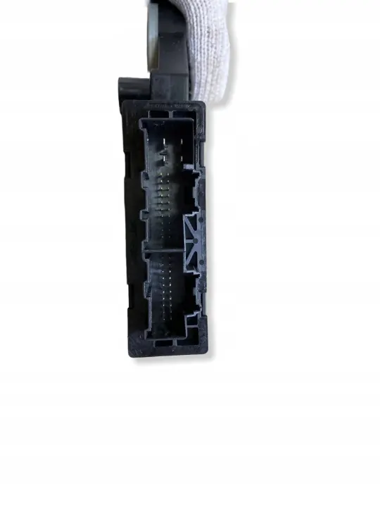 Volvo XC90 2021 Fronttür Fensterheber OEM 31674756 image 6