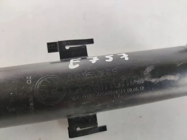 2008 Skoda Fabia Mk2 Headlight Washer 5J0955966B image 2