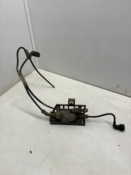 Bomba de combustible VW Tiguan 5NA 2.0 TDI Webasto OEM 5QF201607 image 2