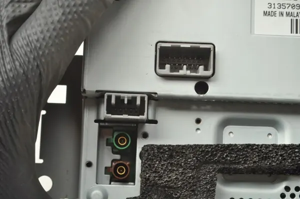 Ecrã de visualização Volvo OEM 31357097 - Usado image 6