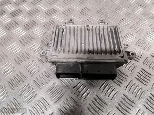 2005 Mercedes A W169 ECU 2000cdi A6401506579 image 4