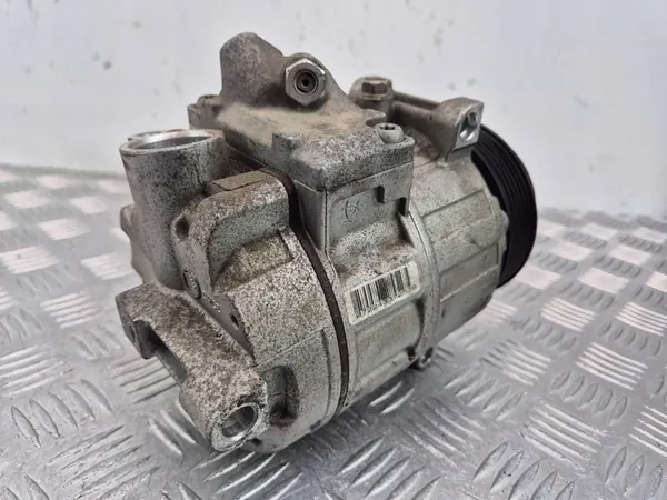 Compresor de aire acondicionado Mercedes C200 CGI W204 A0008307800 image 3