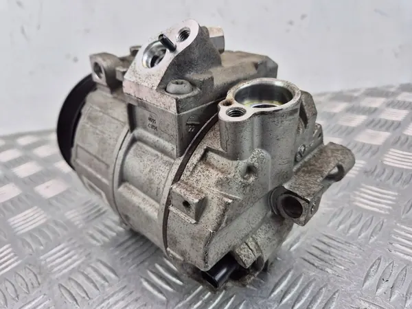 Compresor de aire acondicionado Mercedes C200 CGI W204 A0008307800 image 4