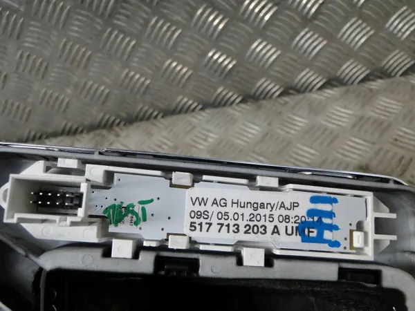 Pomo de mudanças OEM 517713203A para VW Golf Sportsvan image 8