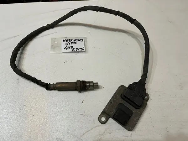 Sensor NOx Mercedes OEM 0009050108 para Vito W447 image 2