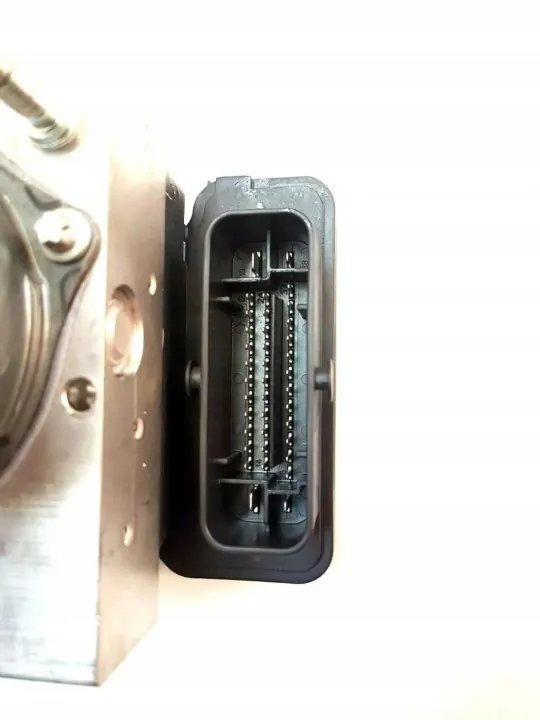 ABS/ESP-pumppu OEM 9834565080 Citroen C3 Aircrossille image 5