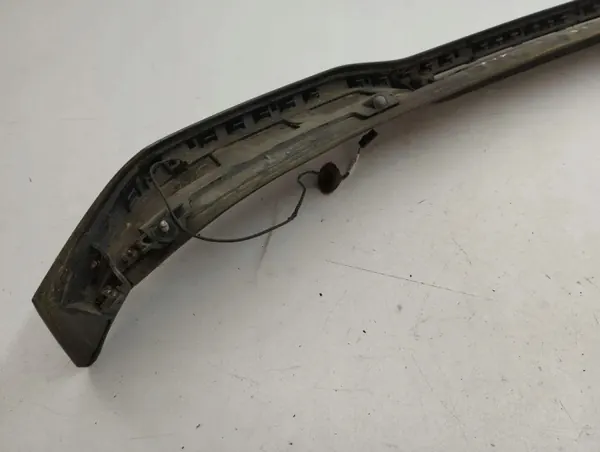 Porsche Spoiler OEM 7P5827934 - Begagnat Skick image 7