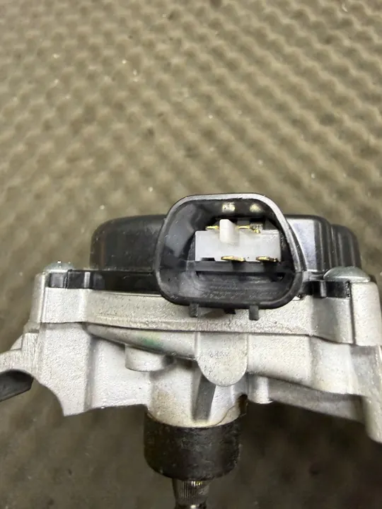 Scheibenwischermotor vorne Nissan Qashqai image 4