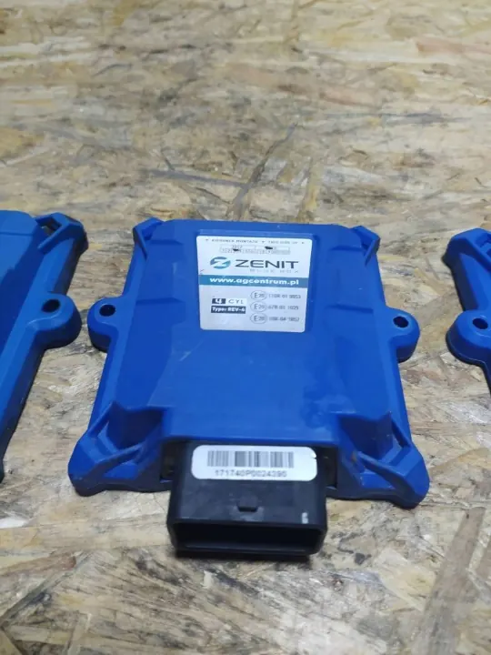 Controlador LPG Zenit OEM 110R-010053 Caja Azul image 3