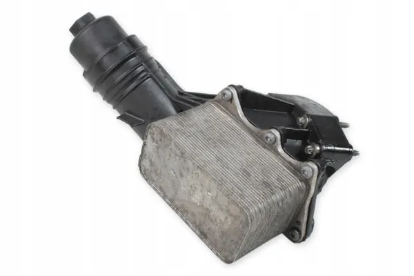 BMW Ölfiltergehäuse OEM 8570063 - Gebraucht image 3