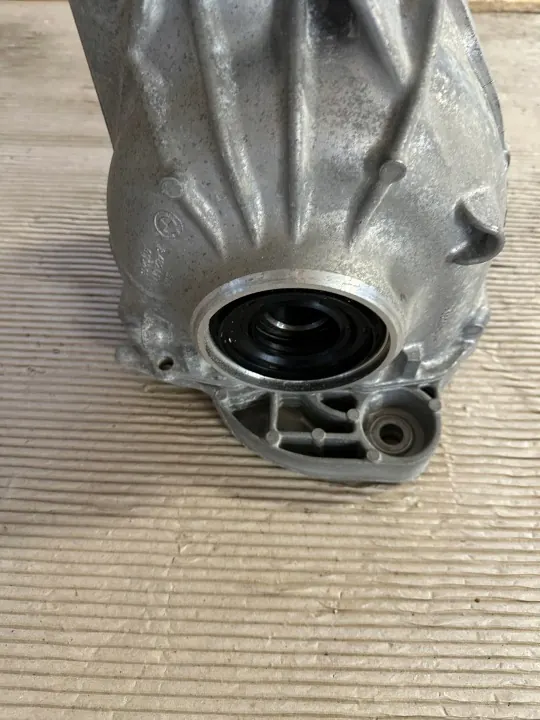 OEM 8482617 Achterdifferentieel voor BMW 5 G30 3.0D X-Drive image 5