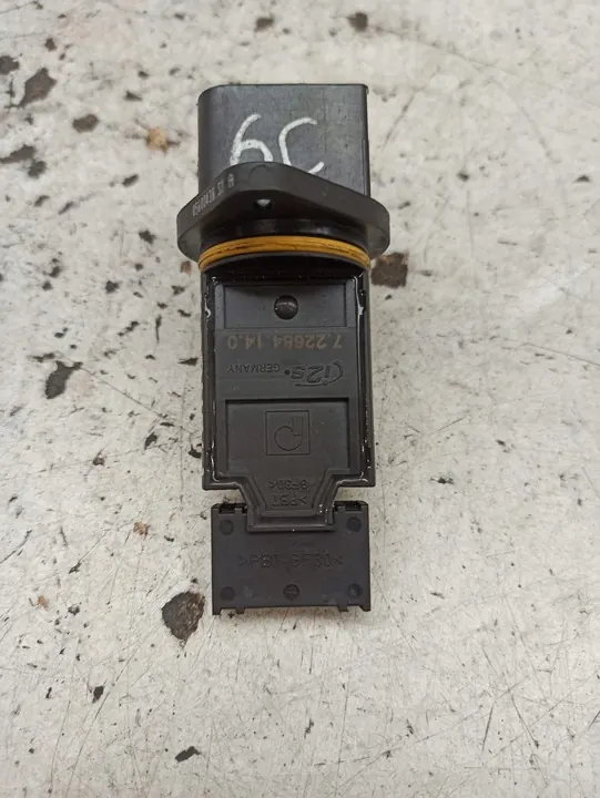 Masseluftsensor Pierburg 7.22684.14.0 image 2