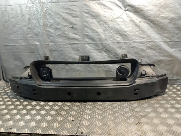 Etupuskurin palkki OEM BELKA ZDERZAKA Volvo V50 image 2
