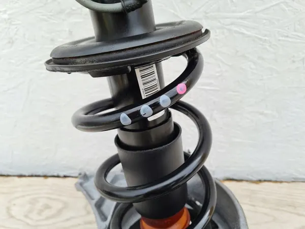 Ammortizzatore Anteriore Destro Audi A5 8F0413030B image 4