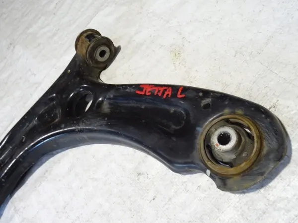Braccio di controllo anteriore sinistro VW Jetta VI 1.6 image 2