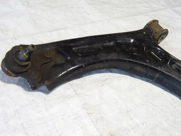 Braccio di controllo anteriore sinistro VW Jetta VI 1.6 image 3