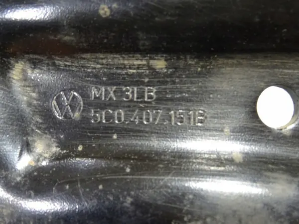 Braccio di controllo anteriore sinistro VW Jetta VI 1.6 image 6