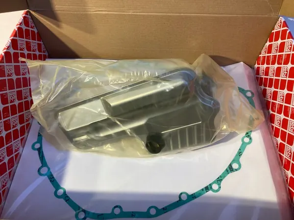 Filtre de transmission automatique AUDI A4 B8 A5 8T 0AW301519C image 3