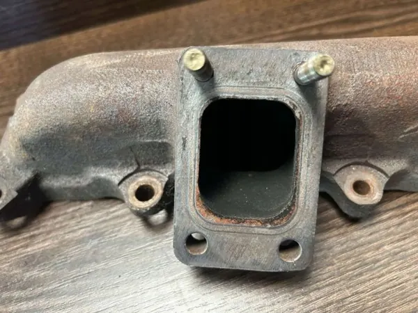 Coletor de Escape Iveco Daily 5G OEM 5801468934 image 5