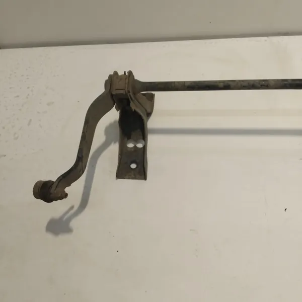 OEM 96435584 Barra Estabilizadora Trasera Peugeot 407 SW image 3