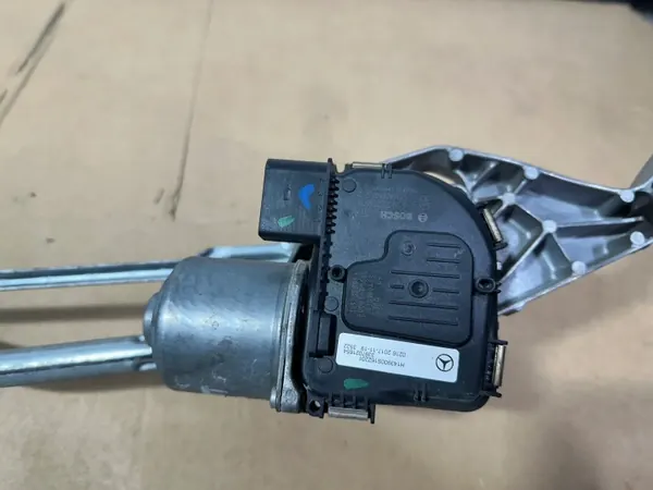 Mécanisme essuie-glace avant OEM A2138207902 Mercedes Classe E image 9
