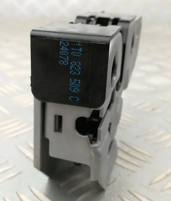 Volkswagen Motorhuv Lock 1T0823509C image 4