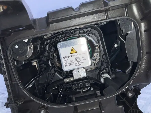 Audi A6 S6 C7 Scheinwerfer 2012 4G0941006A image 6