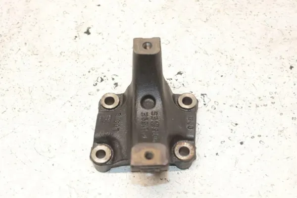 Support d'échappement VW OEM 04L159E pour Arteon 2.0L Diesel image 3