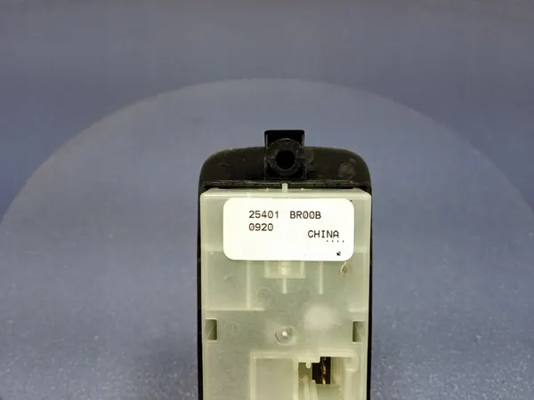 NISSAN QASHQAI I J10 Fenster Schalter 25401BR00B image 6