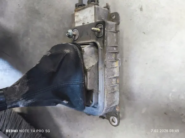 Levier de commande de boîte OEM 1J0711265 Golf IV 1.9 TDI image 5