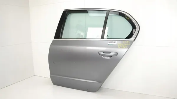 OEM 360178178 Linker achterdeur Skoda Superb II image 3