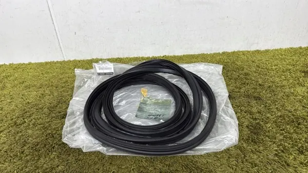 Joint OEM Kbb3-62-761 Coffre Arrière Mazda CX-60 image 2