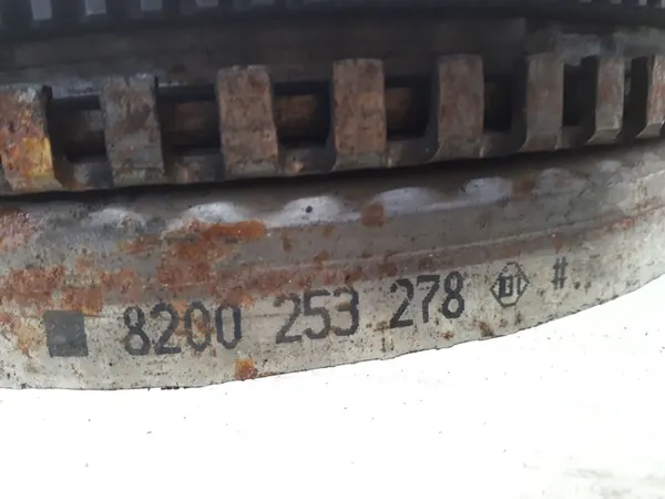 Kokonainen kaksoismassakytkin Renault Scenic Megane 1.9 DCI 8200253278 image 2