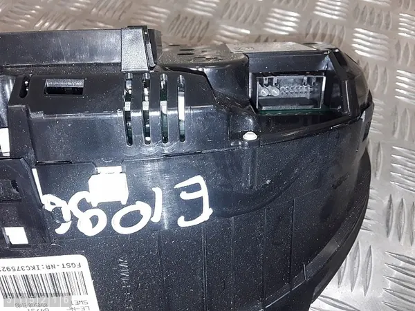 2010 BMW 5 Series F10 Speedometer 3000 Diesel OEM 922761601 image 5