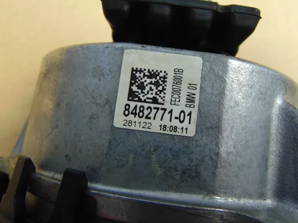 Support moteur BMW G01 G02 G05 G30 G31 G32 8482771 image 3