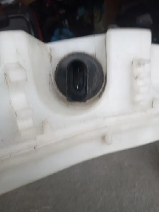 Scheibenwaschbehälter OEM 4G8955451D für Audi A6 C7/A7 image 4