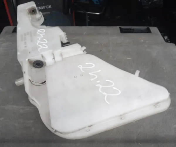 Scheibenwaschbehälter OEM 4G8955451D für Audi A6 C7/A7 image 7