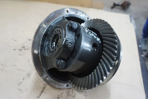 MITSUBISHI PAJERO II SPORT REAR DIFFERENTIAL HEAD 49/10 image 7