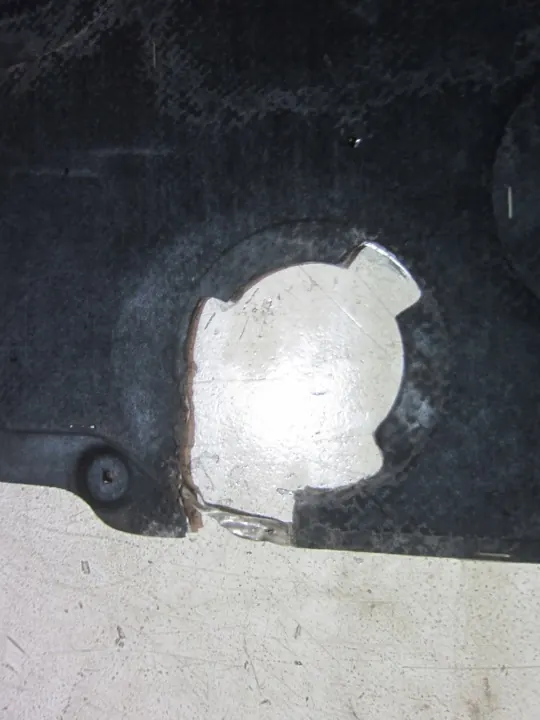 BMW 7 F01/F02 OEM 51757207893 Onderbodenscherm image 3