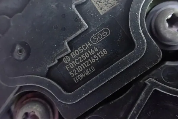 Bomba tanque AdBlue OEM 5802327987 para Iveco Daily VI image 9
