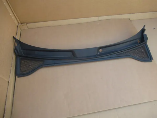 Audi Q3 83A F3 Tuulilasi OEM 83B819403A image 4