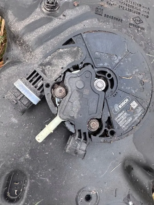 Réservoir AdBlue Renault OE 260941 pour Master III image 4