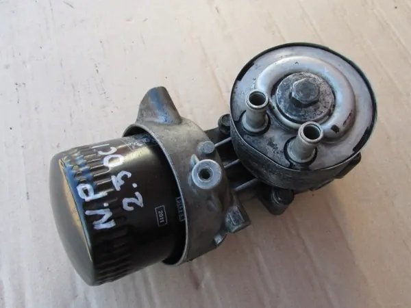 Base de Filtre à Huile Nissan Pathfinder R51 OEM image 3