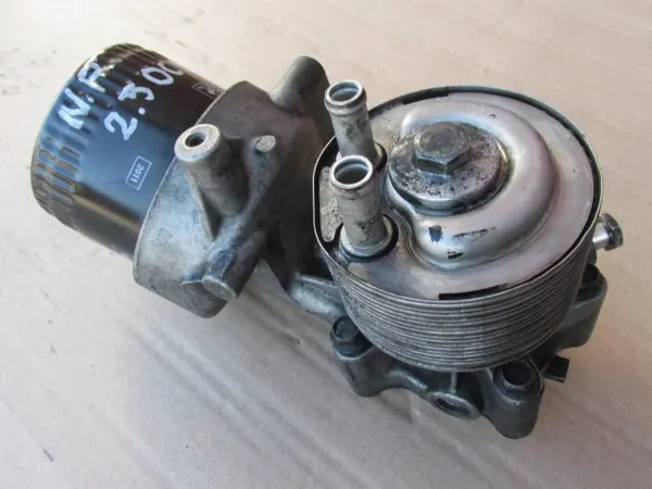 Base de Filtre à Huile Nissan Pathfinder R51 OEM image 4