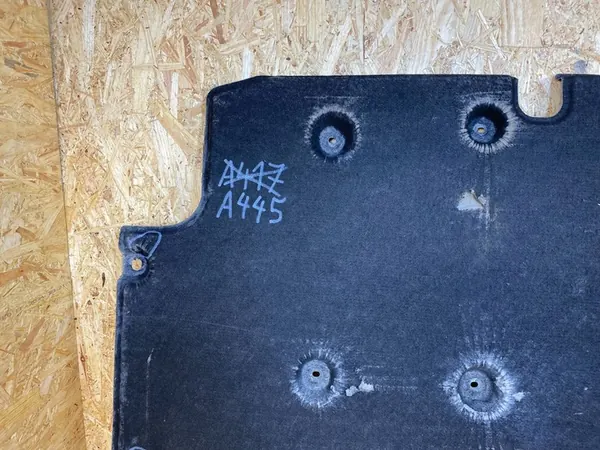 Motorplåt A6 C8 A7 4K 4K0863821D 2018- image 2