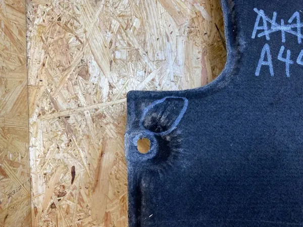 Motorplåt A6 C8 A7 4K 4K0863821D 2018- image 3