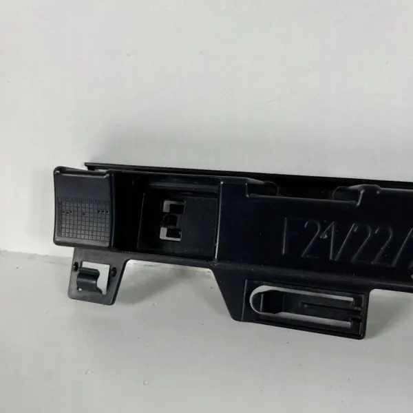 BMW 51777268073 Vänster Tröskelfästeclip image 9