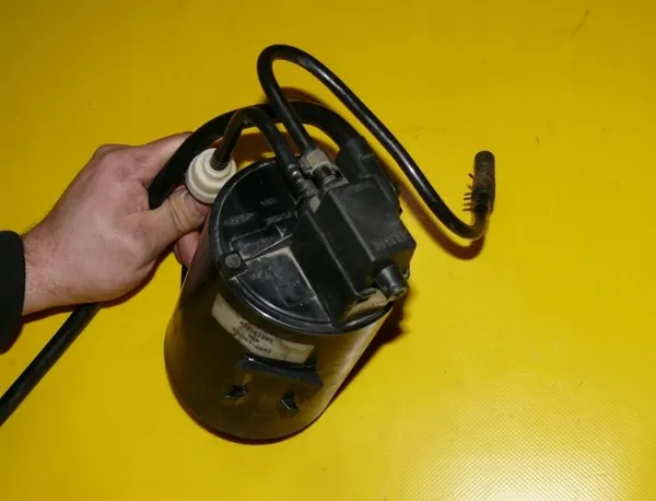 OEM DAK-104-Z4 Kraftstoffdampf-Kohlefilter image 3