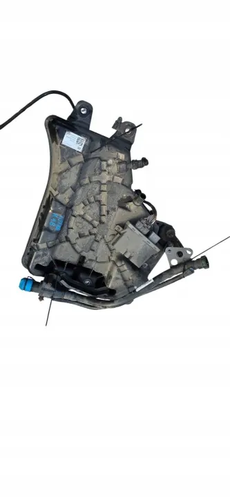 Tanque & Bomba AdBlue OEM 39193764 para Opel Astra K image 2